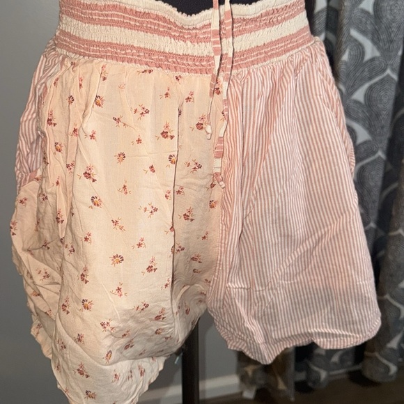 American Eagle 100% Cotton Romper SZ Medium - Picture 3 of 9